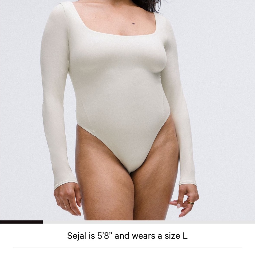 Lululemon Athletica Cream Long Sleeve Top